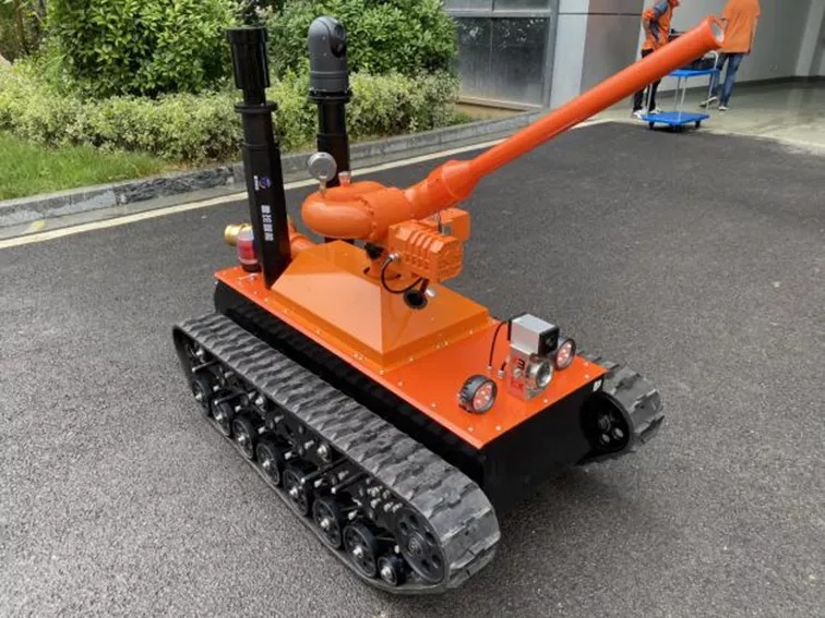 【新品發(fā)布】有了干粉滅火機器人，滅了它:電力管廊火災(zāi)